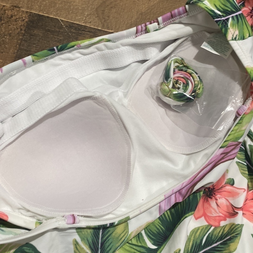 Kona Sol swimsuit‎ Off Shoulder Flounce High Coverage One Piece Tropical - Picture 4 of 9